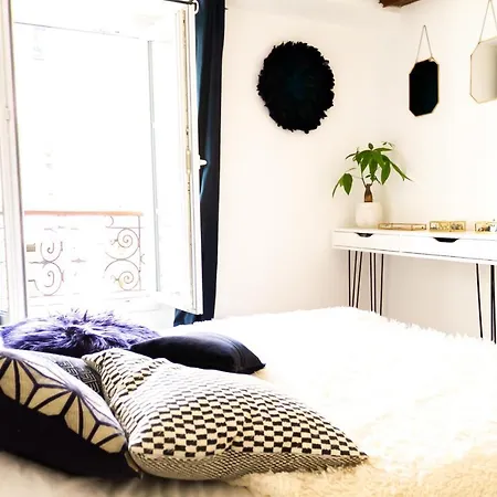 Design Close To Oberkampf Διαμέρισμα *