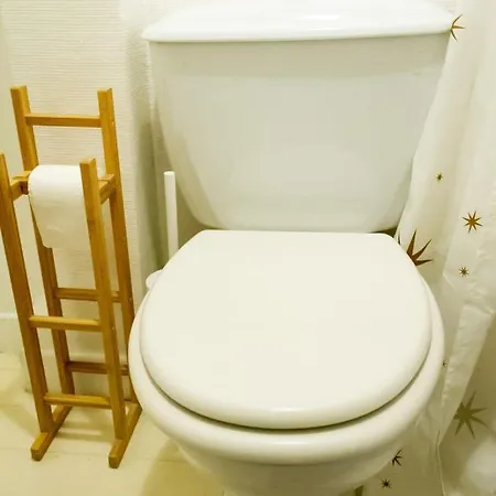 Design Close To Oberkampf Διαμέρισμα *